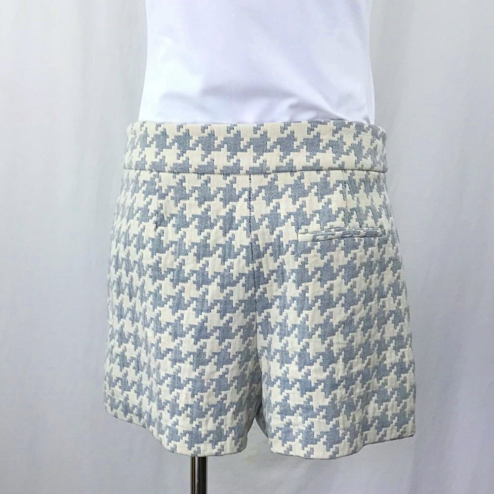 Zara Basic Shorts W/ Geometric Print - image 8
